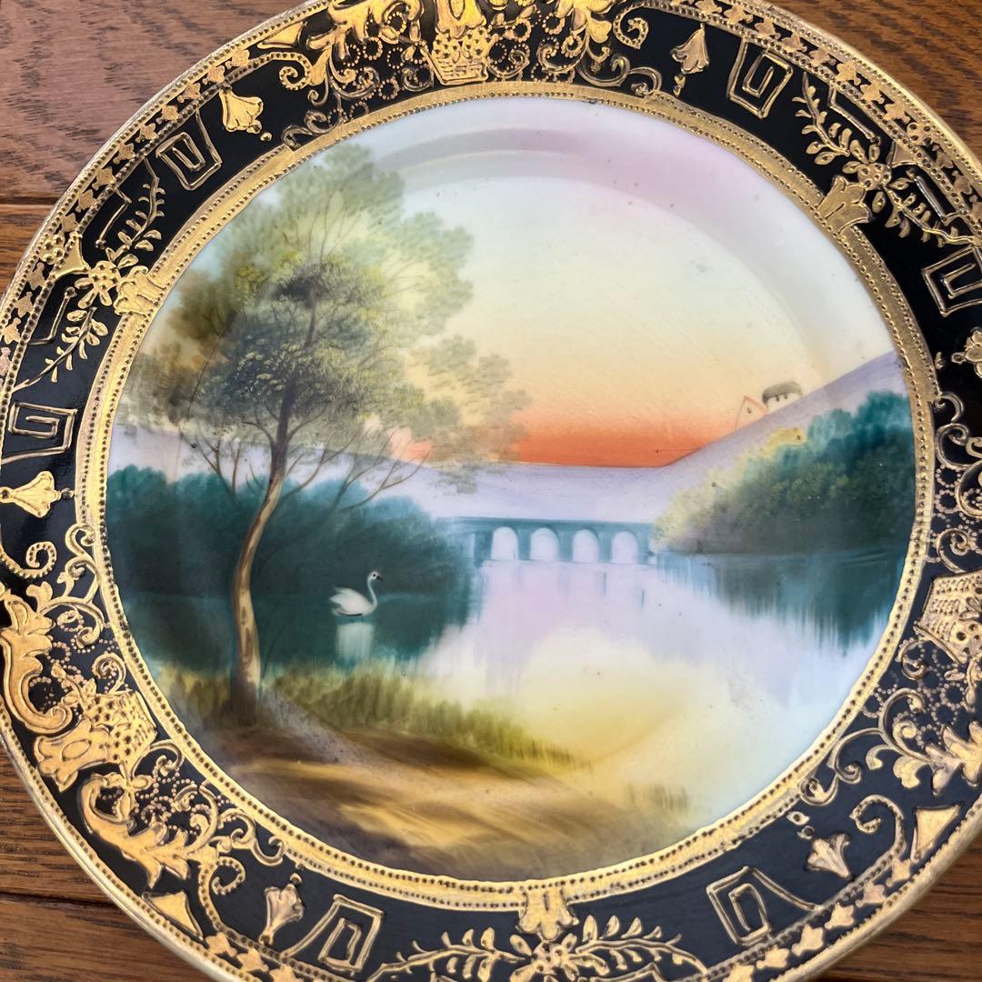 オールドノリタケ代表的な作品金盛りが豪華なプレート　スワン湖畔M NIPPON
