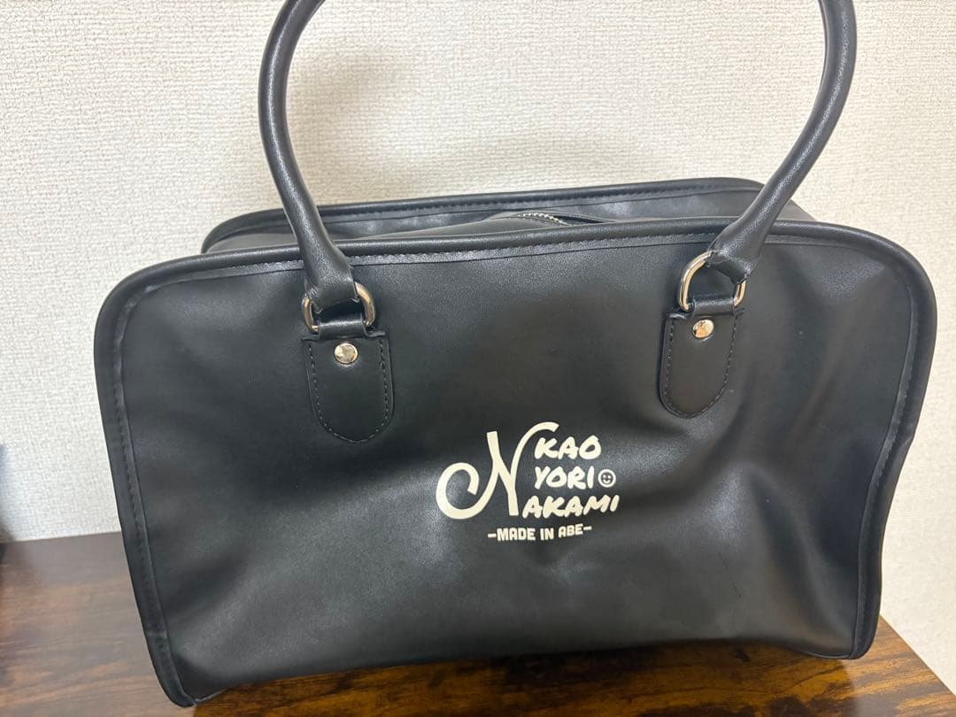 kaoyorinakami ボストンバック