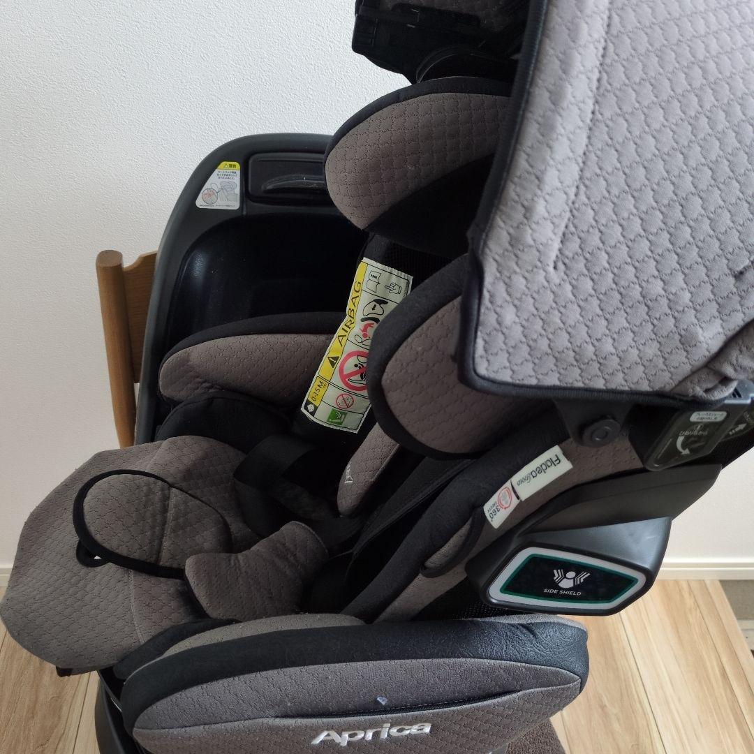 アップリカ チャイルドシート フラディア　グロウ　ISOFIX 360°