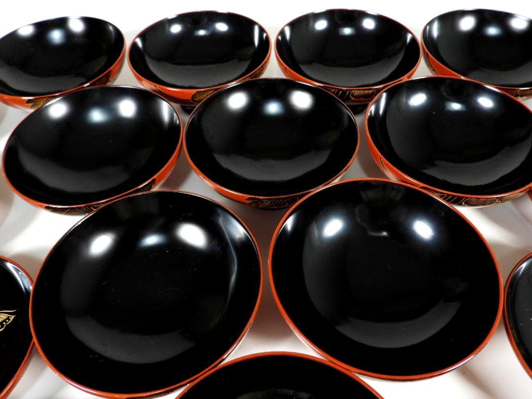 輪島塗　懐石椀汁椀　蒔絵椀　上質朱漆　牡丹沈金 蓋碗十客 共箱