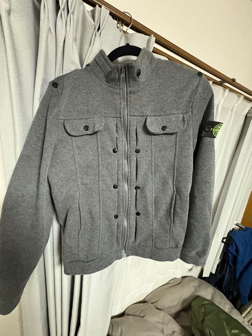 早い者勝ち。 ストーンアイランド ニット ジップブルゾン