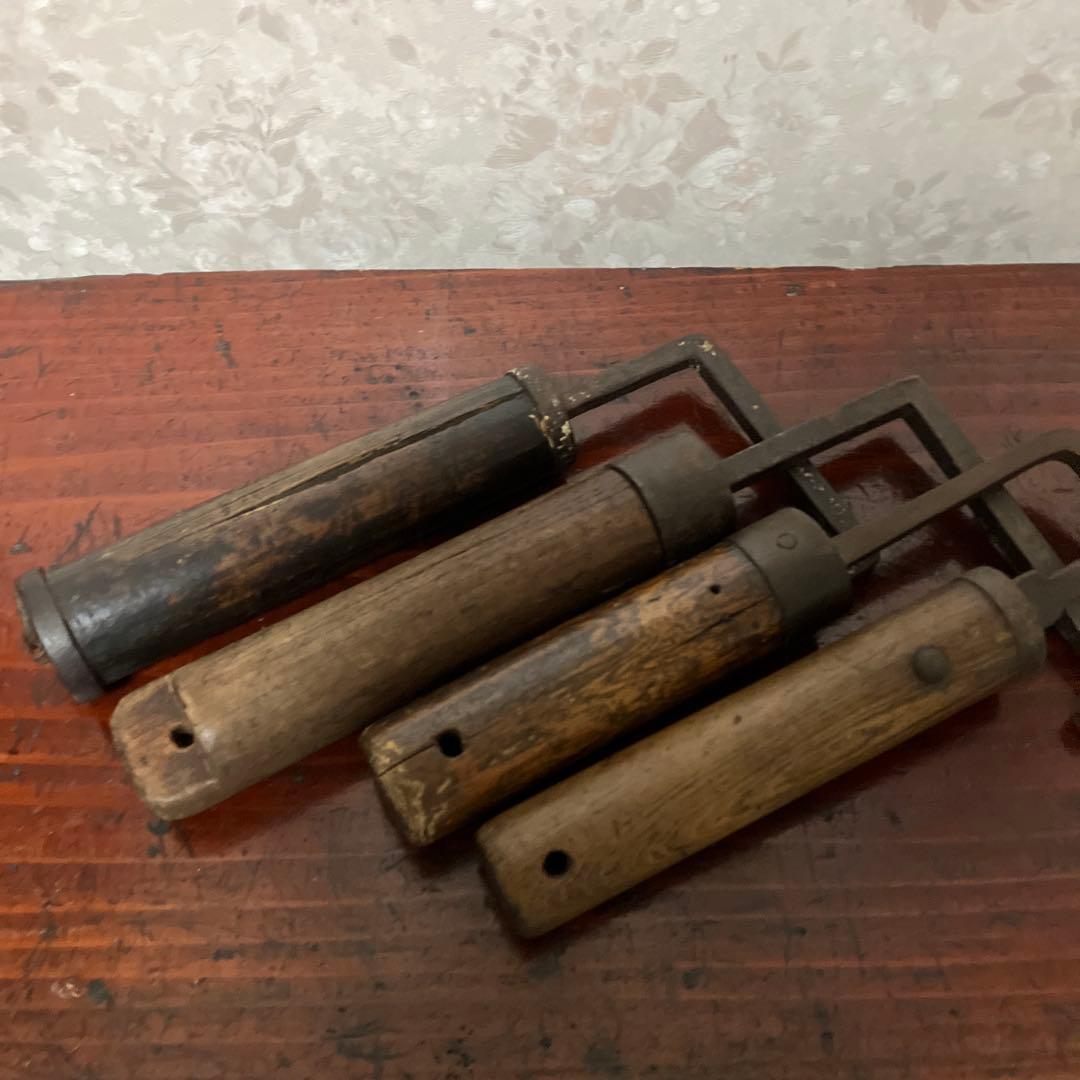 古い蔵戸の「落とし鍵」各種１０点