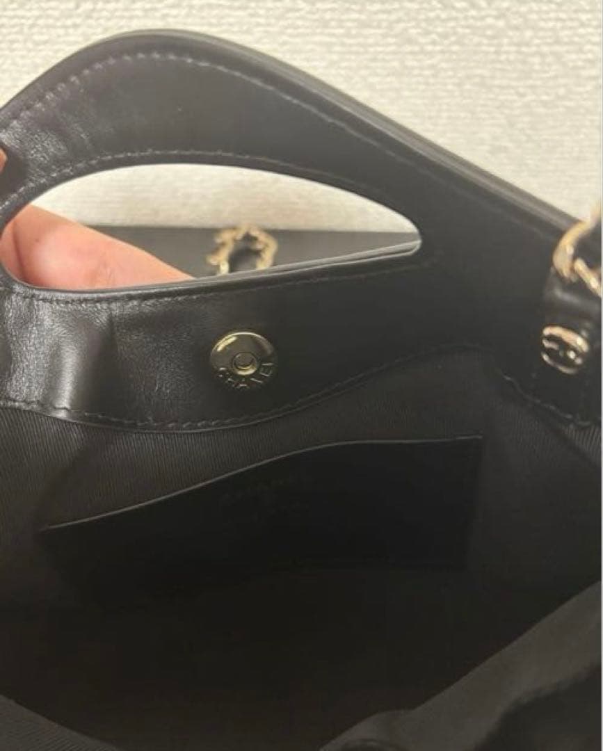 CHANEL ノベルティ チェーンショルダーバッグ 本革 ゴールド金具 31