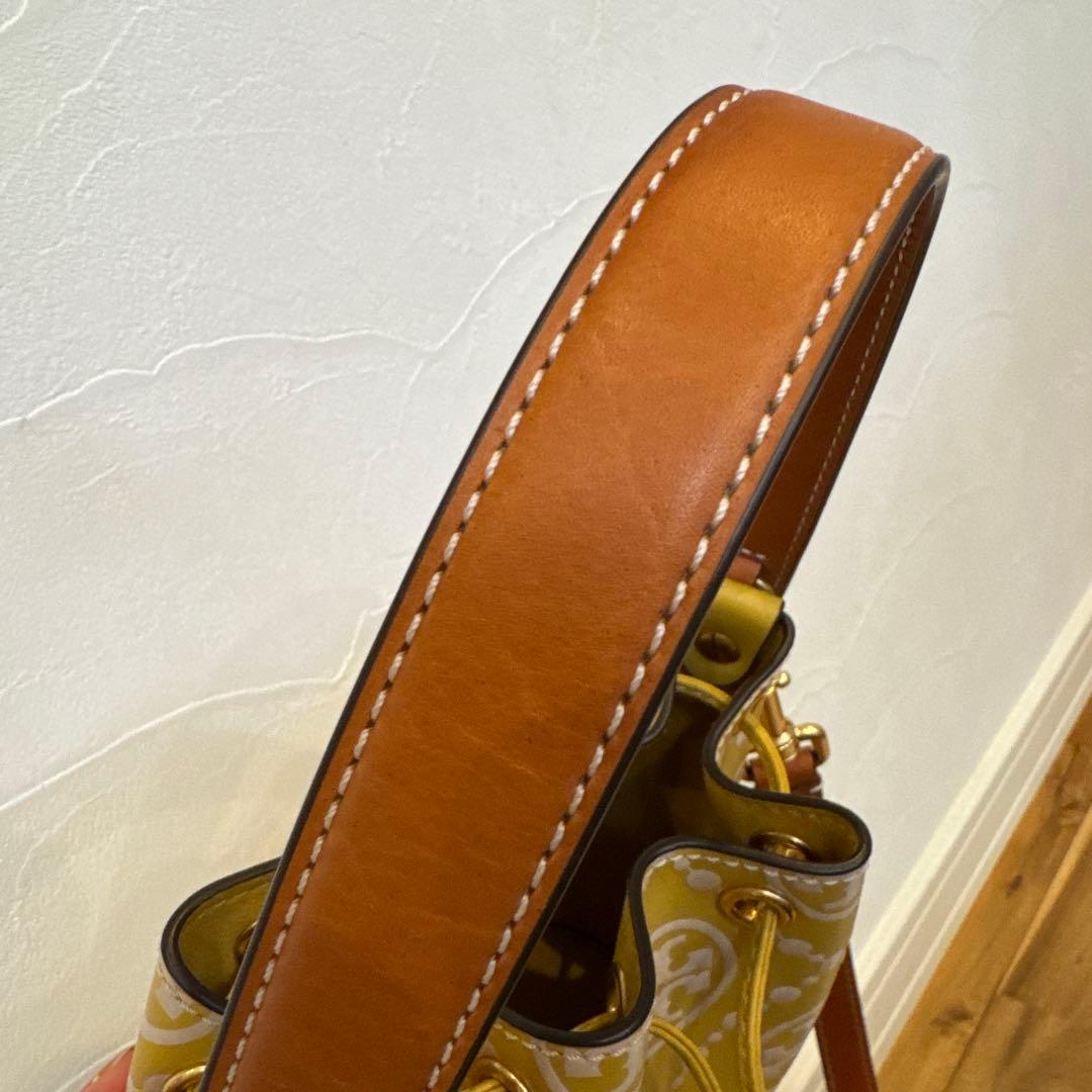 Tory Burch バケットバック　イエロー