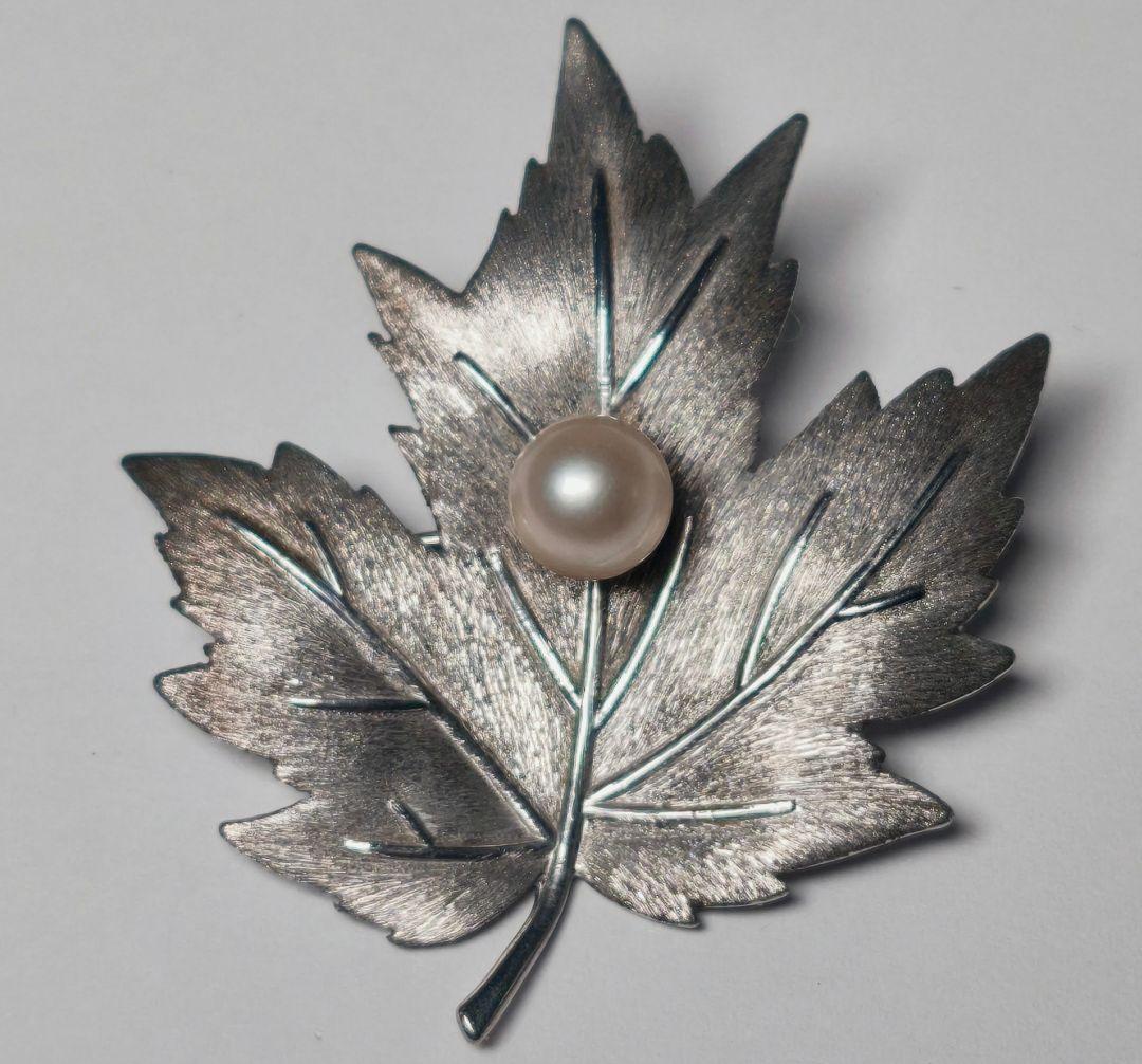 【美品 最高級】ミキモト ブローチ パール リーフ 1珠 皇室御用達 正規品