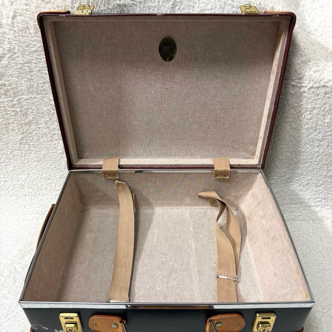 グローブトロッター サファリ スモールキャリーオン 30L 機内持込可