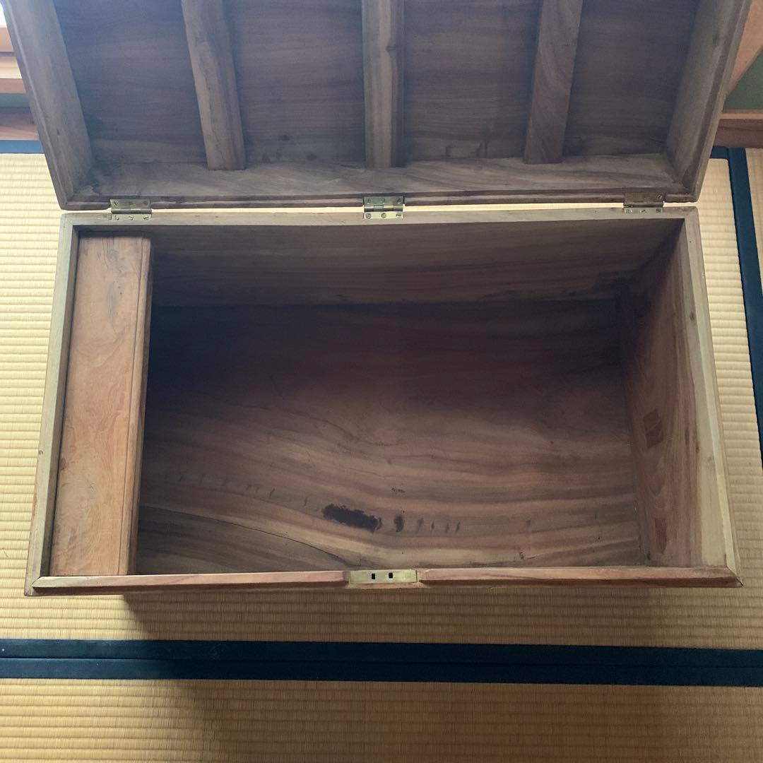 アンティーク! 楠の木トランク