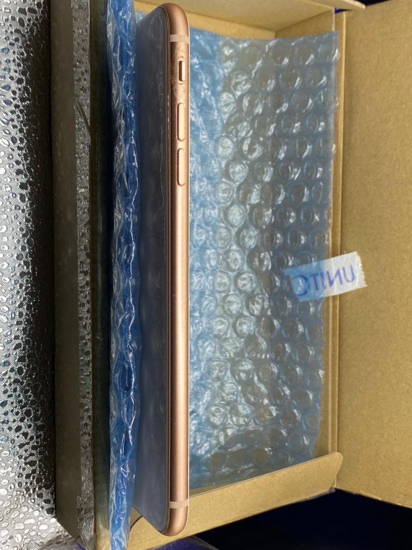 携帯電話本体 Iphone8 Plus 64GB