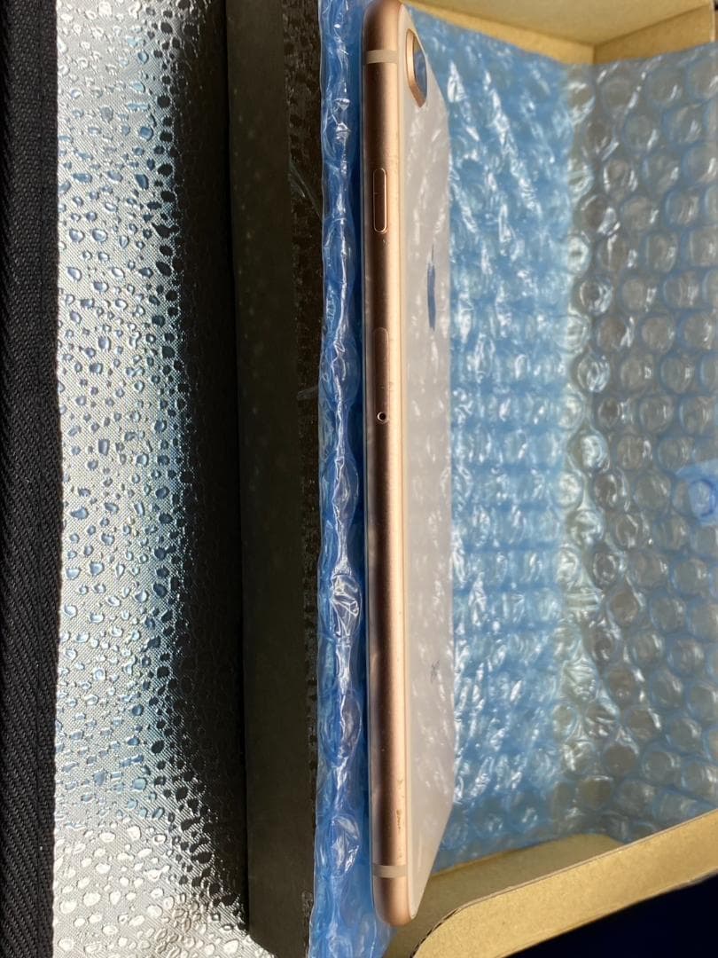 携帯電話本体 Iphone8 Plus 64GB