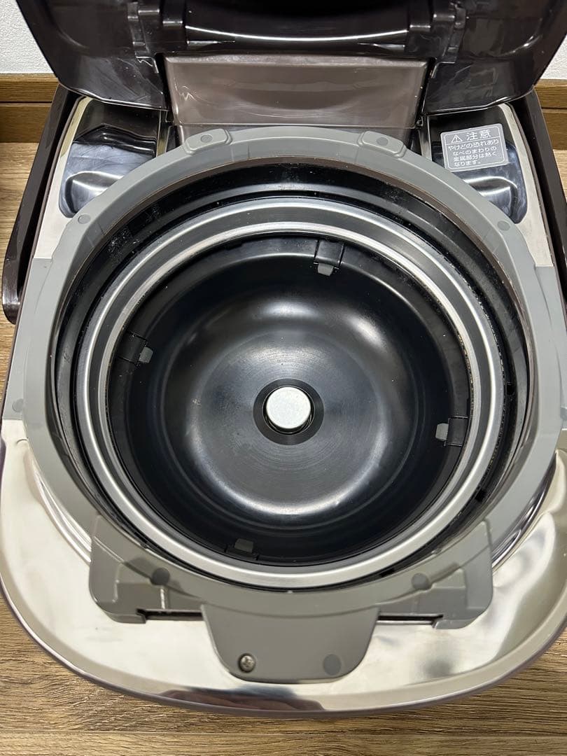 圧力IH炊飯器 NP-WD10 象印 2015年製