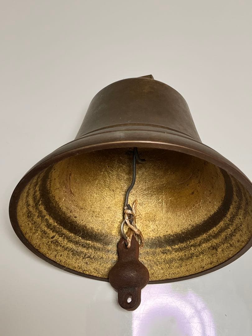 真鍮ベル .（銅と亜鉛の合金）約20センチ