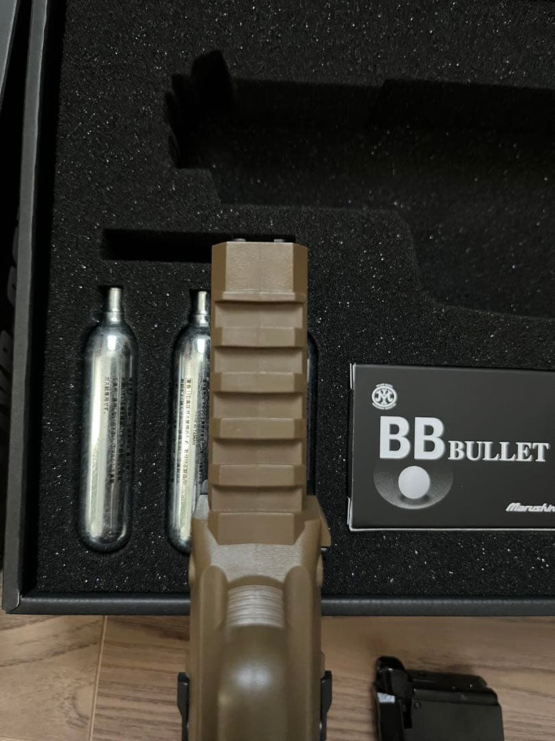 マルシン FN Five-seveN CO2仕様 FDEカラー