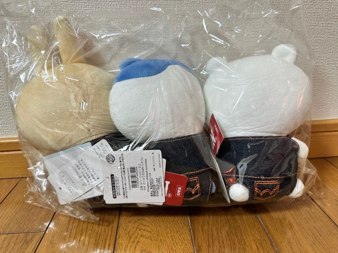 激レア品‼️EDWIN×ちいかわ ぬいぐるみ 3体セット