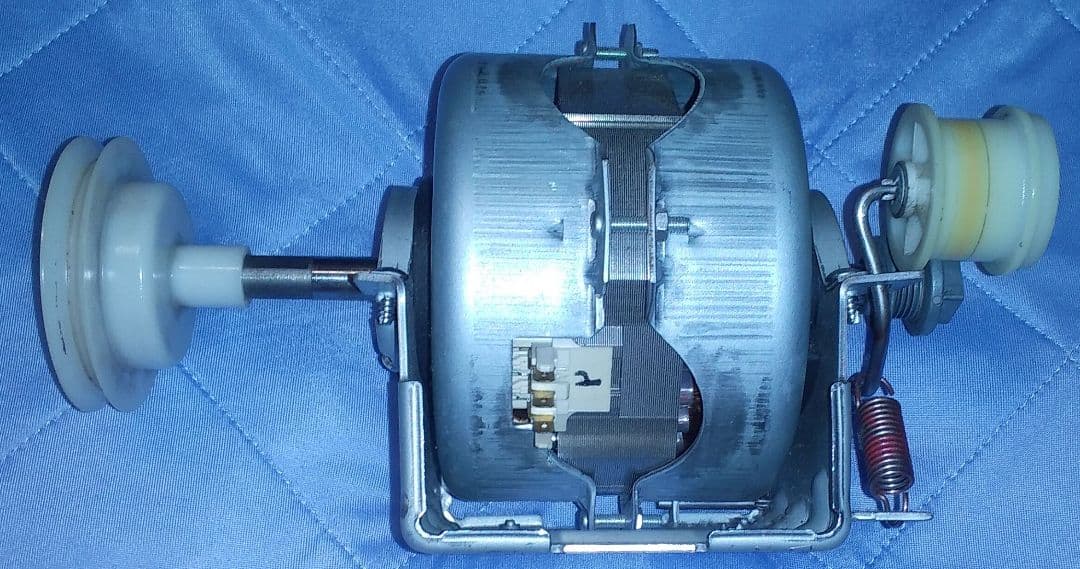 HITACHI　DE-N60WV　日立衣類乾燥機用モーター　中古　2016年式