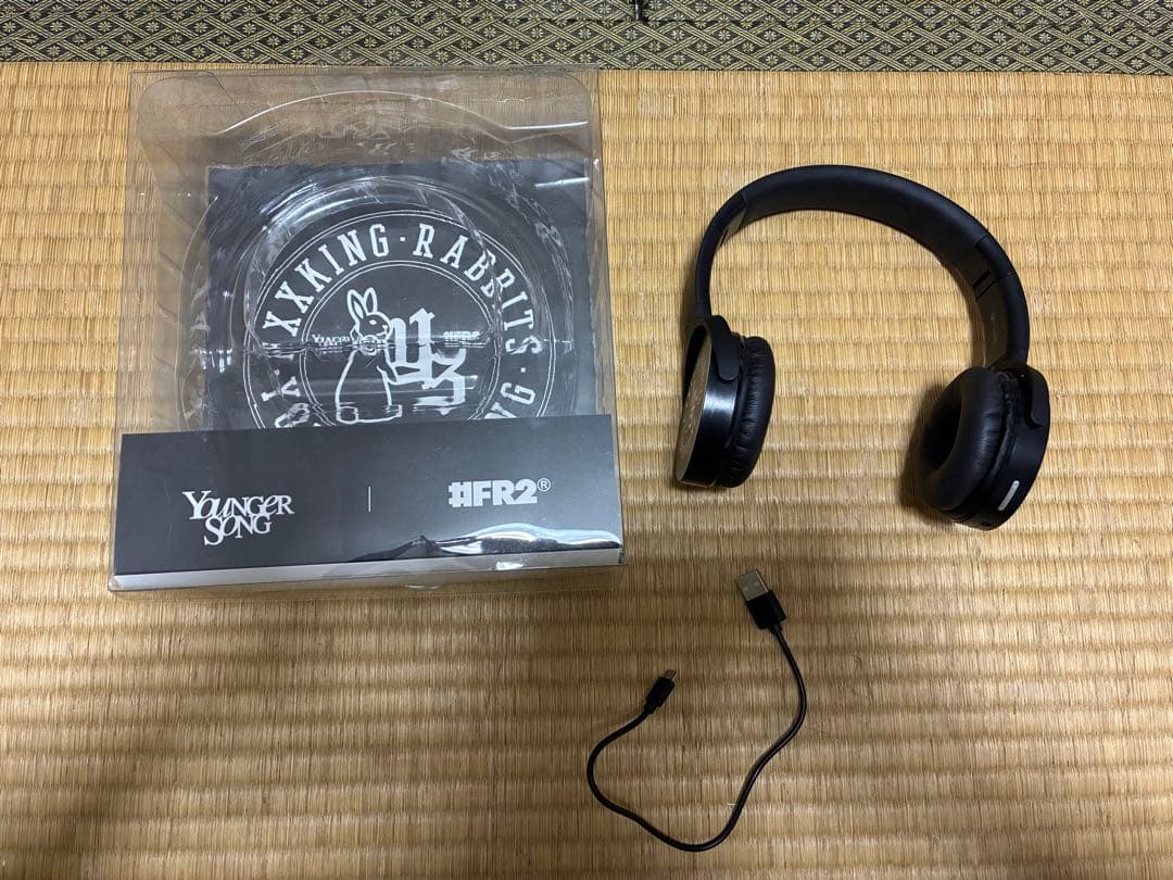 Younger Song ✖️ FXXKING RABBITS ヘッドホン　黒