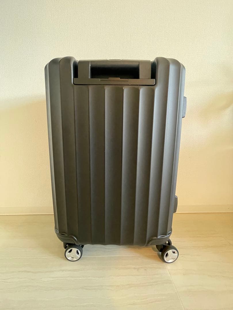 サムソナイト エナウ スピナー55 ブラック　スーツケース