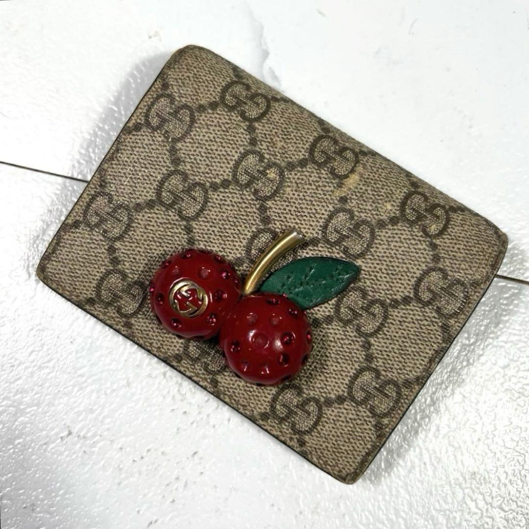 GUCCI グッチ GGスプリーム 2つ折り財布 さくらんぼ インターロッキング