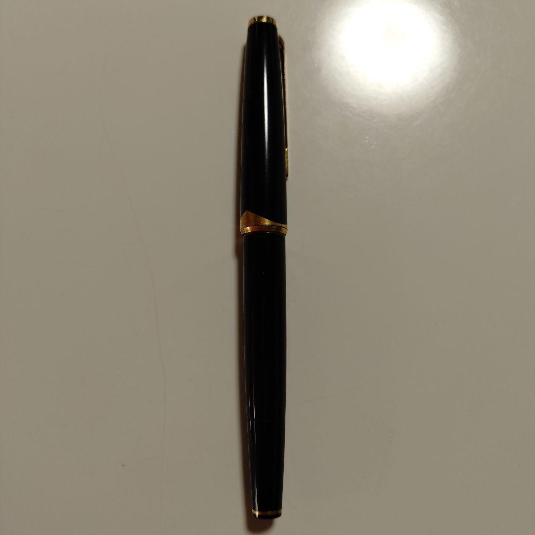 モンブラン 万年筆 黒 ゴールド装飾