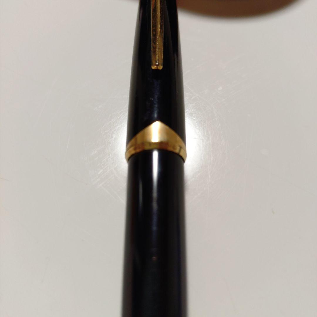 モンブラン 万年筆 黒 ゴールド装飾