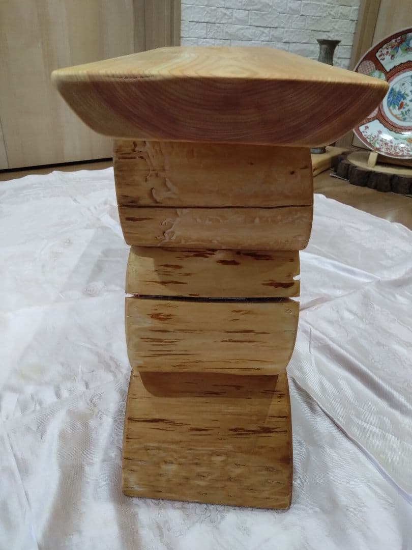 檜のベンチ(76・77)　あいこ❕丸太風の脚節無し座面をつるつる仕上げ