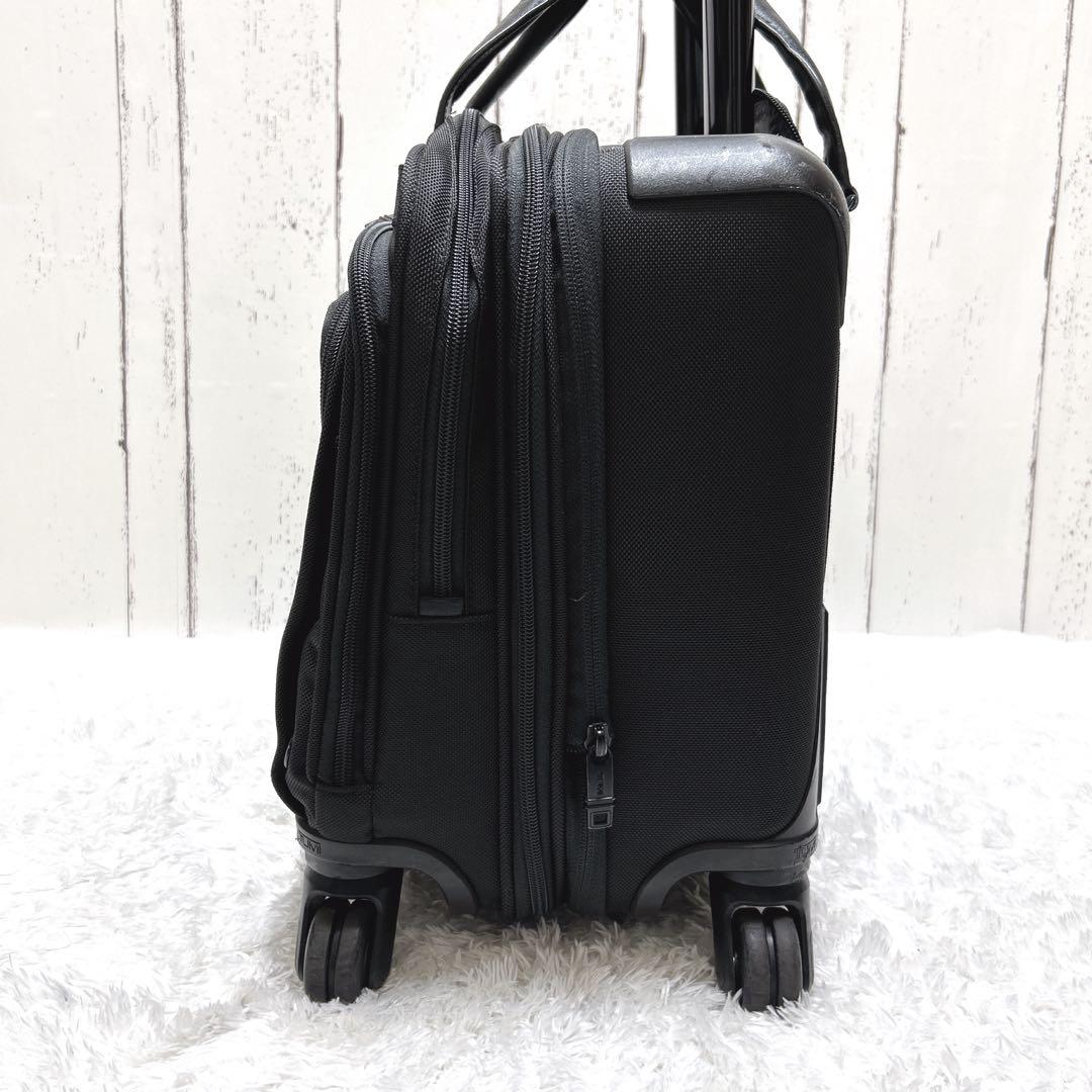 TUMI キャリーバッグ ALPHA2 機内持込可 黒 ビジネス大容量