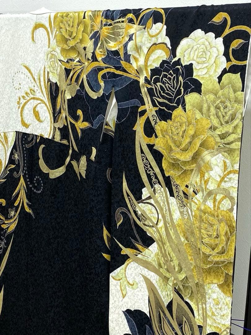 振袖 豪華 蝶 薔薇 金駒 金彩 銀通し身丈170cm 撥水加工済