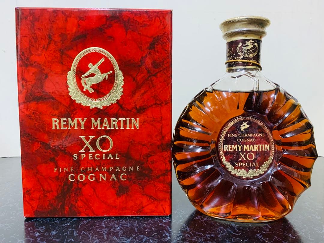レミーマルタン XO スペシャル ブランデ REMY MARTIN 700ml