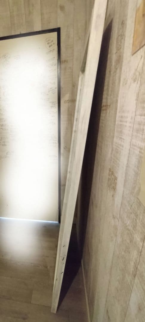 ホワイト全身鏡 木製フレーム 大きめ