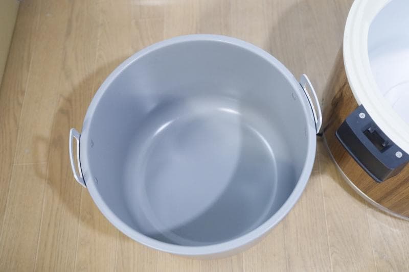 ◆象印業務用電子ジャー（保温専用）THA-C60A 3升3合 木目調 ②