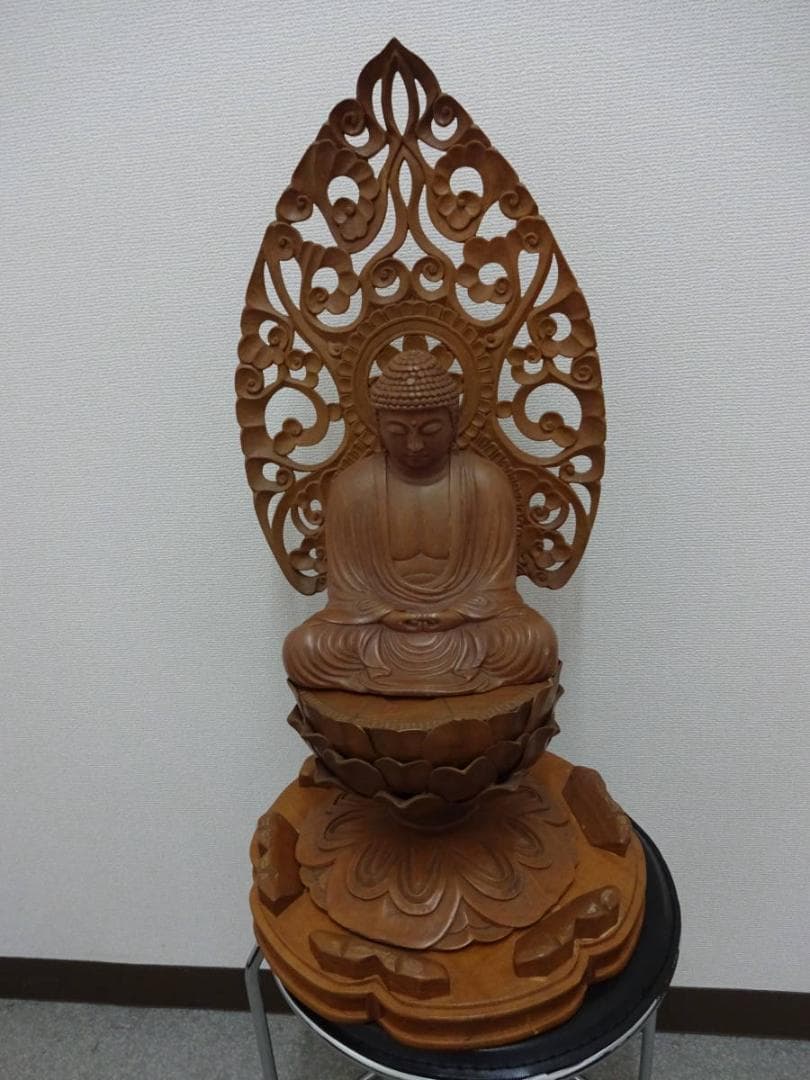 木彫り　阿弥陀如来座像　高さ約60㎝　古美術　中国美術　骨董　旧家蔵出し　置物