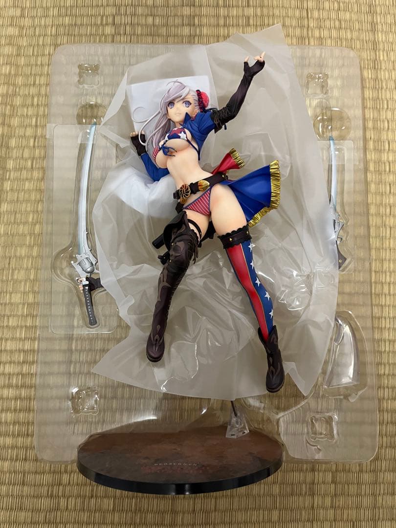 アルター　宮本武蔵　バーサーカー（水着） fgo