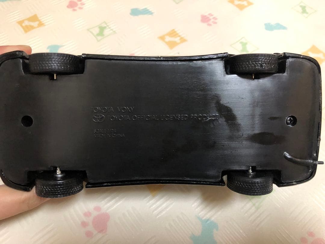 トヨタ VOXY 24分の1 ミニカー