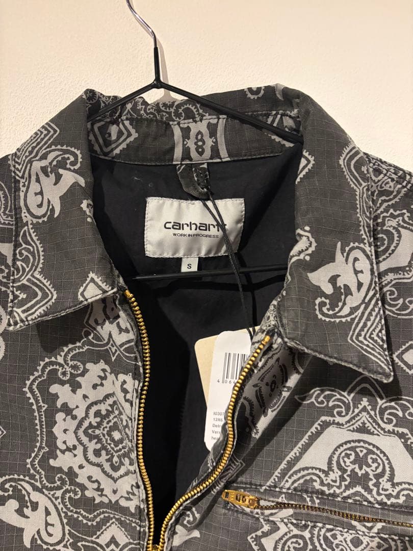 Carhartt デトロイトジャケット　ペイズリー　カーハート