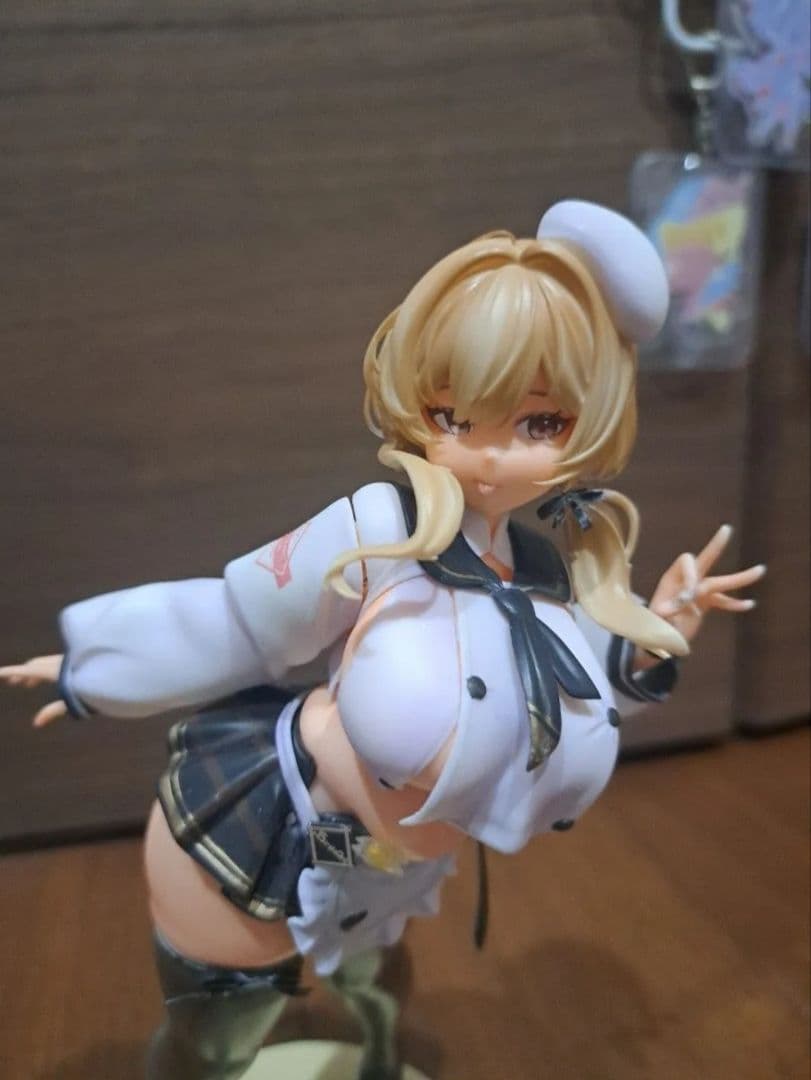 勝利の女神 NIKKE ブレッディ 完成品フィギュア ガレージキット