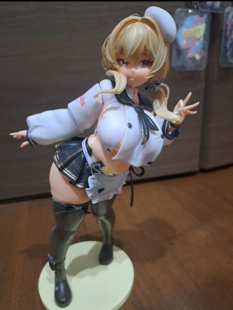 勝利の女神 NIKKE ブレッディ 完成品フィギュア ガレージキット