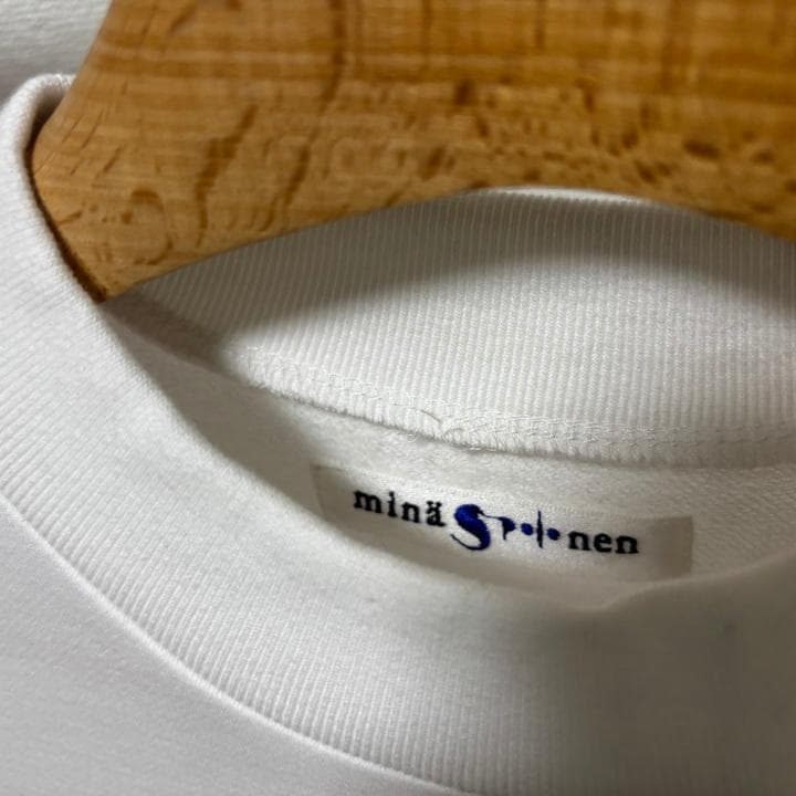 minä perhonen カットソー Spolonen