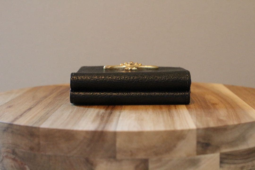 Vivienne Westwood EXECUTIVE がま口二つ折り財布黒