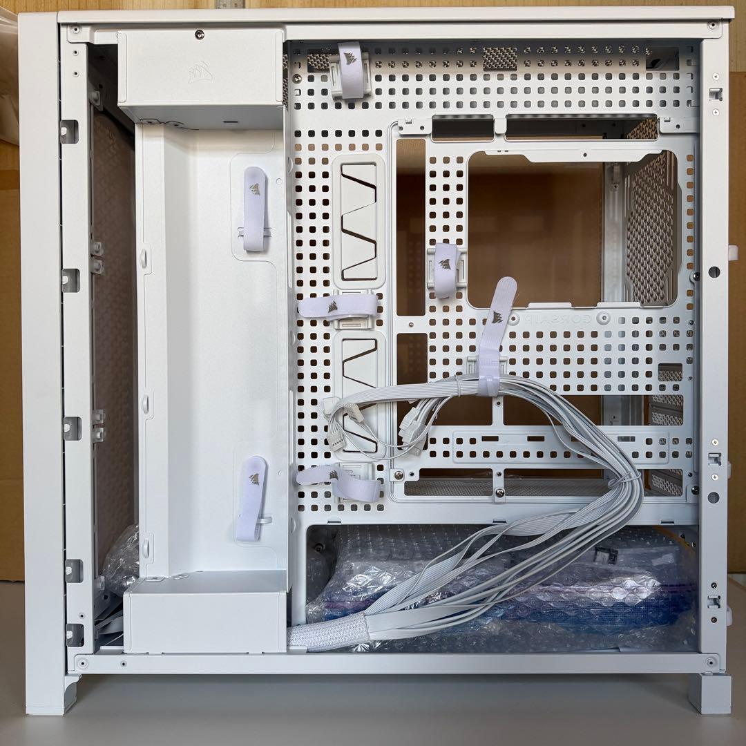 CORSAIR FRAME 5000D RS ホワイト