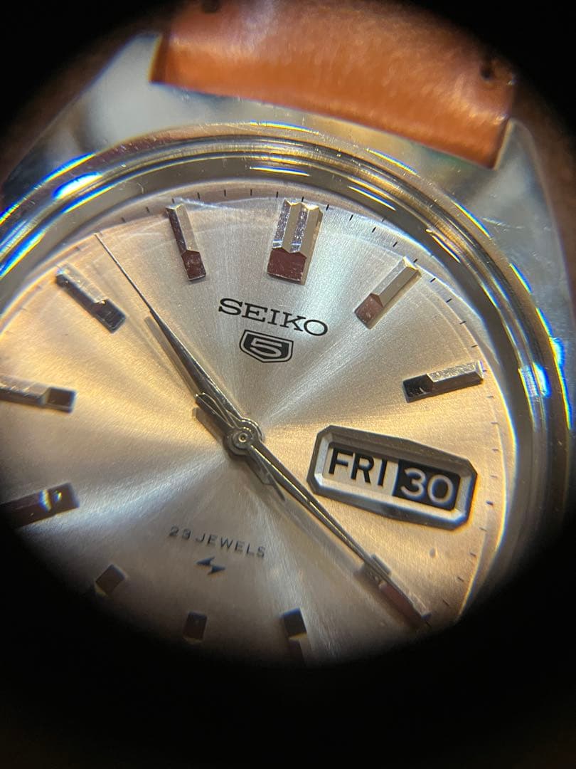 かっこいいメンズ自動巻腕時計　セイコー5 5126-8010 ビンテージ　稼働品