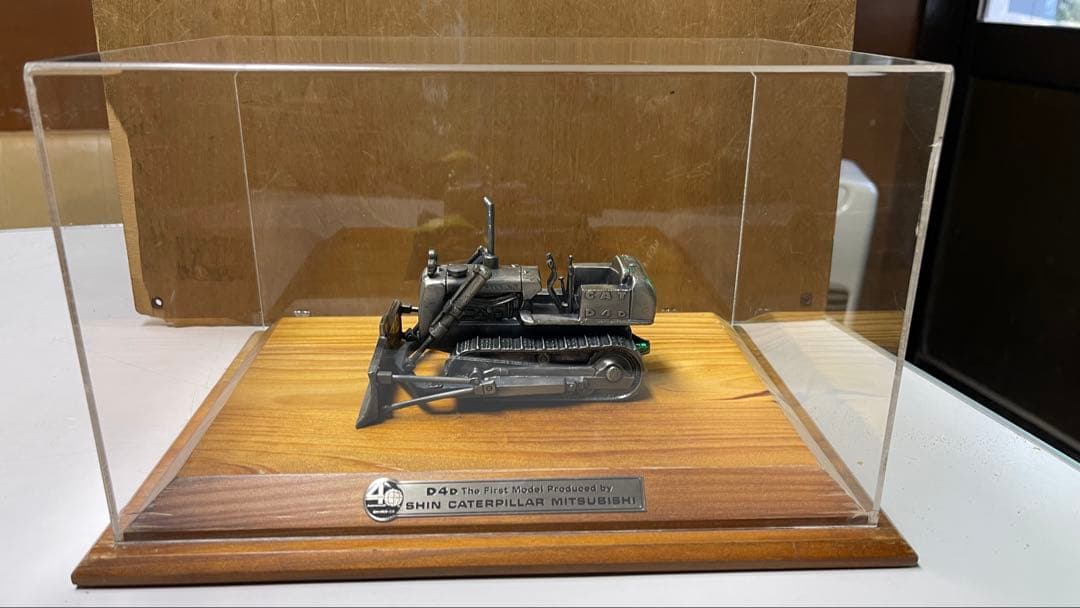 キャタピラー三菱　創立40周年記念 CAT D4D ブルドーザー 金属製
