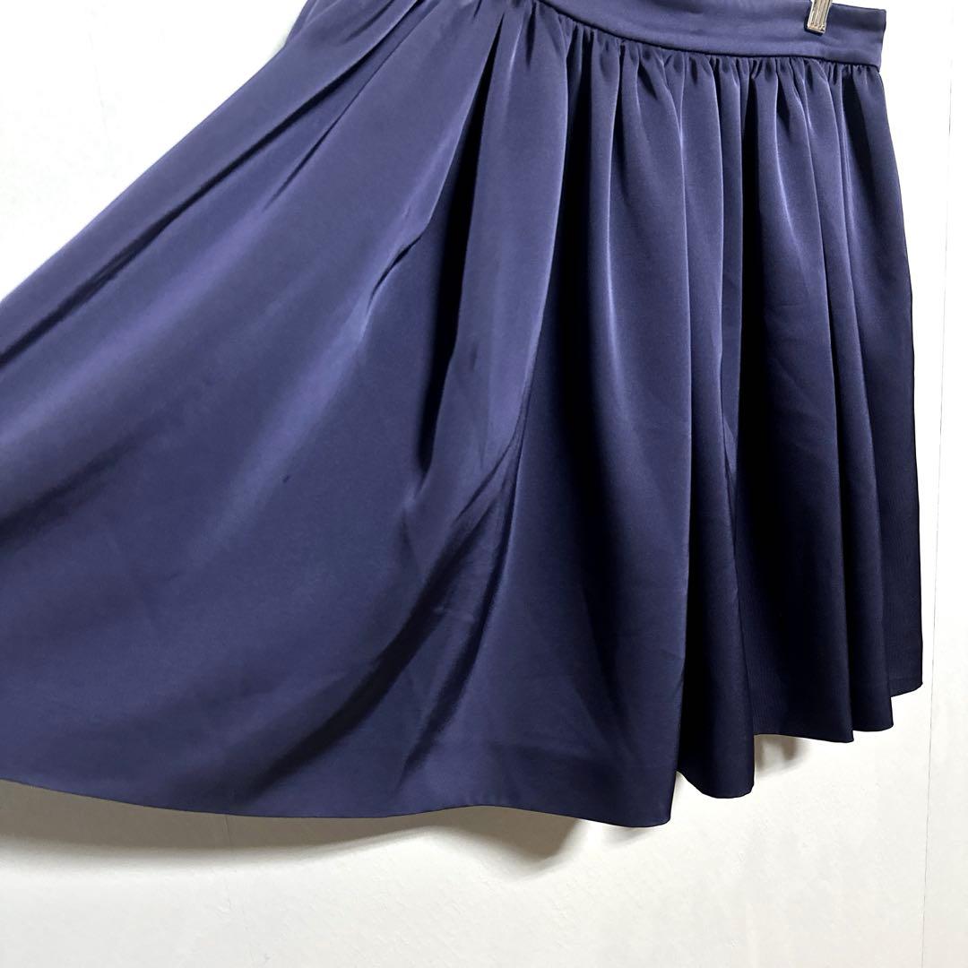 《MIU MIU》 ミュウミュウ (44) 膝丈スカート フレアスカート 紫