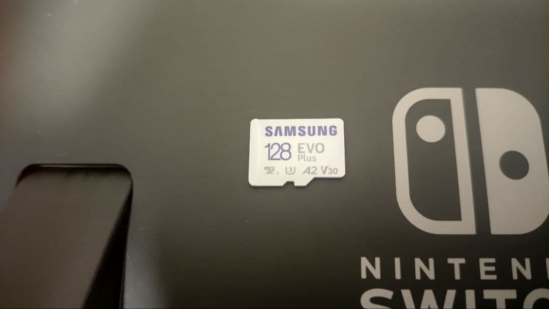 Nintendo Switch 本体 Joy-Con(L)ブルー/(R)レッド