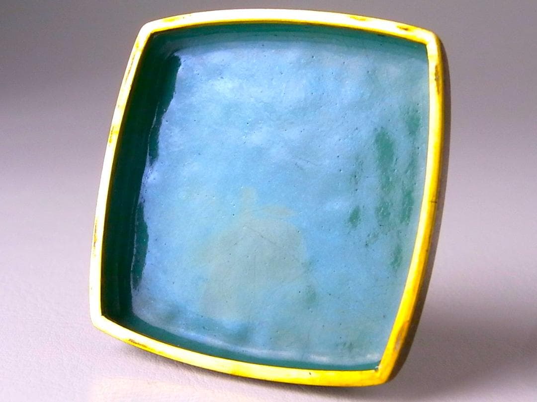 【 E456 】 美しき超名品　明治期尾張七宝上手作　黄銅線鳳凰文脚付き小物入れ