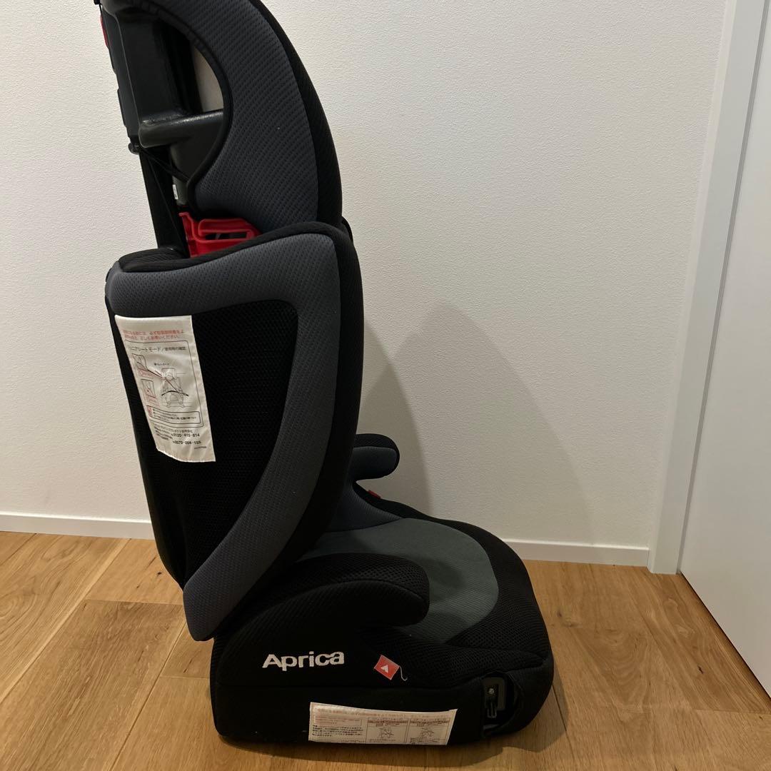 Aprica ジュニアシート 黒/グレー　おまけ付き