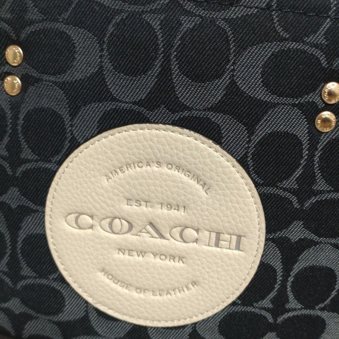 COACH ショルダーバッグ　デンプシー デニム シグネチャー　コーチ保存袋付き