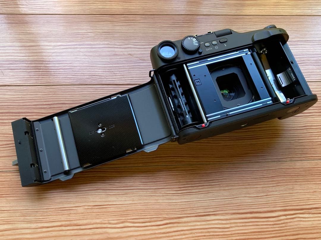 撮影枚数約600カット　FUJIFILM GA645 プロフェッショナル