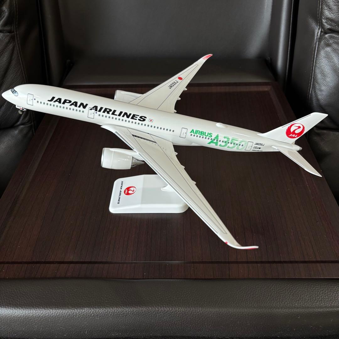 美品 日本航空 AIRBUS A350-900 1/200スケール JA03XJ