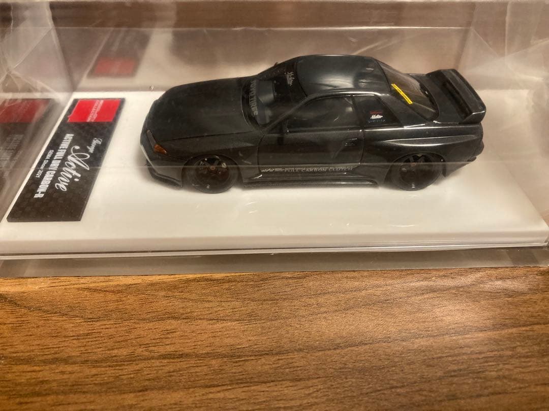 【美品】1/43 Garage Active Full carbon-R