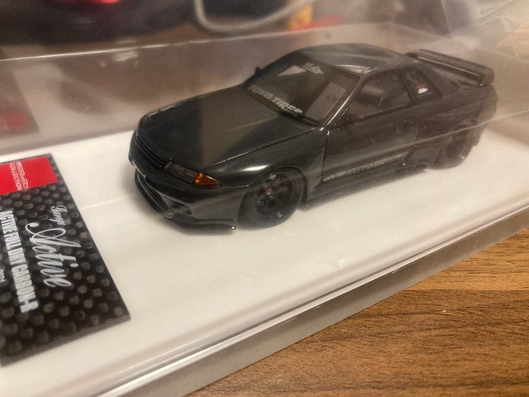 【美品】1/43 Garage Active Full carbon-R