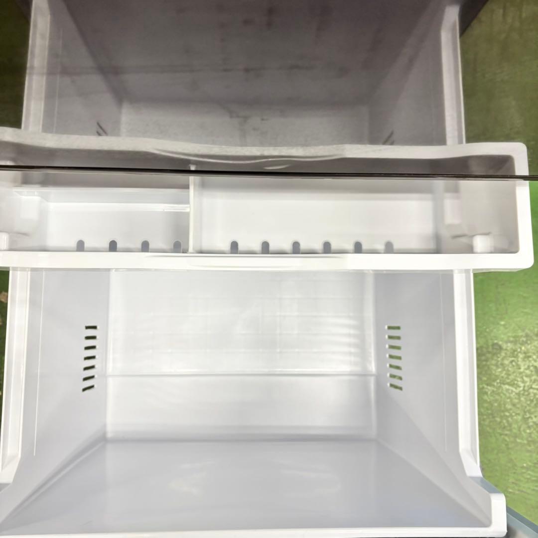 539 関東配送　大型冷蔵庫　300L強　自動製氷機付　右開き　大人気モデル